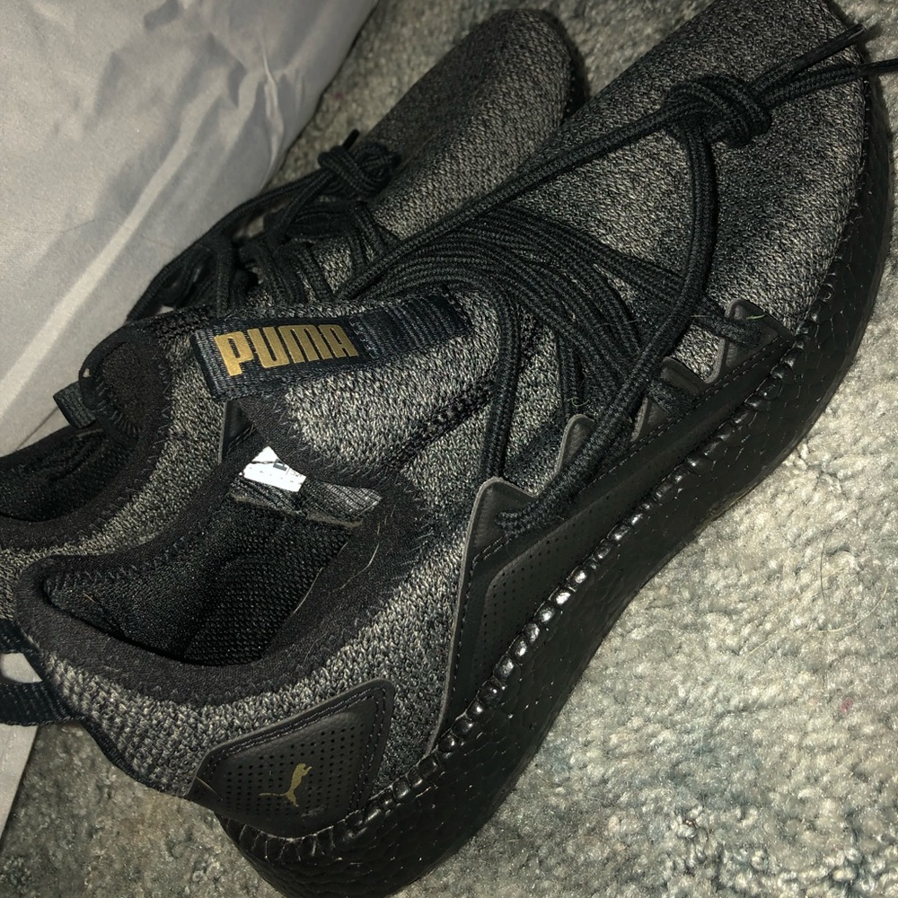 Fashionable running sneaker